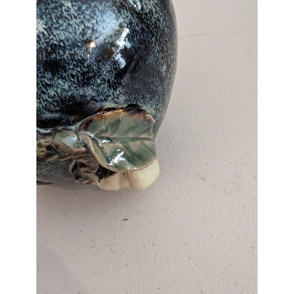 Studio art vase Navy and white with 3D style Branch, leaves, and fruit Signed - Picture 6 of 6